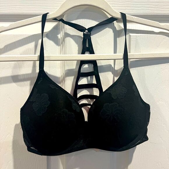 Victoria’s Secret women’s lace overlay ladder back black padded bra 32 D - Picture 1 of 11